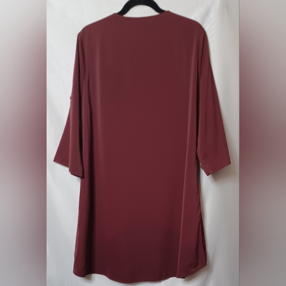 B Women's Burgundy V-Neck Button Front Midi Dress. Size L - Picture 7 of 9